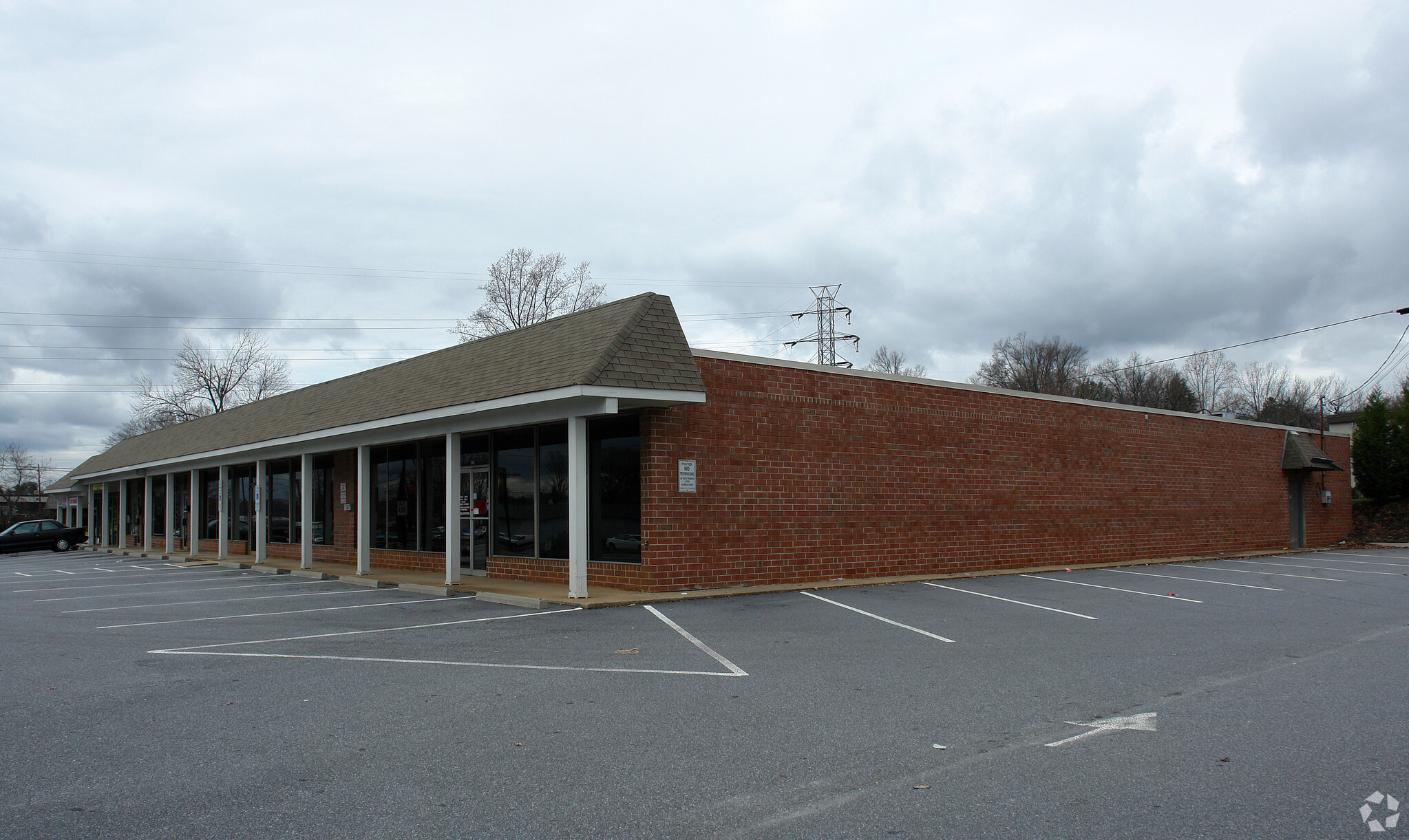 1308-1320 SW US 70 Hwy, Hickory, NC for sale Primary Photo- Image 1 of 1