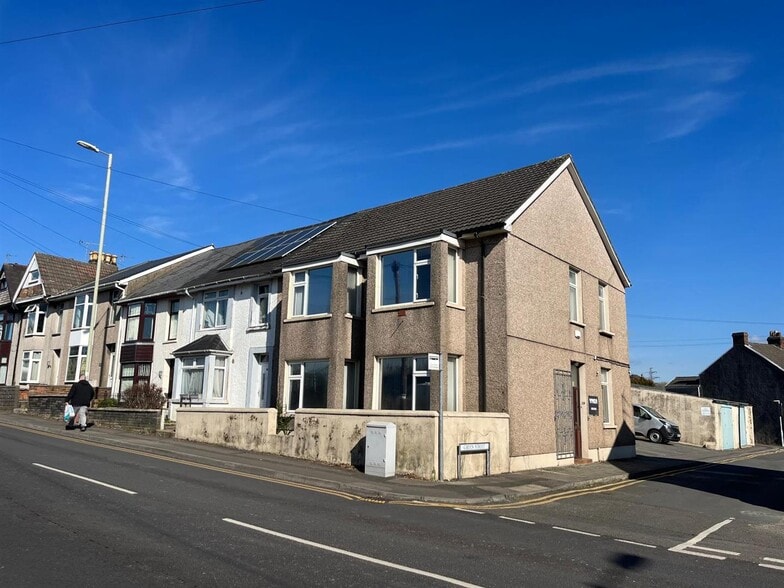 28 Coity Rd, Bridgend for lease - Building Photo - Image 1 of 2