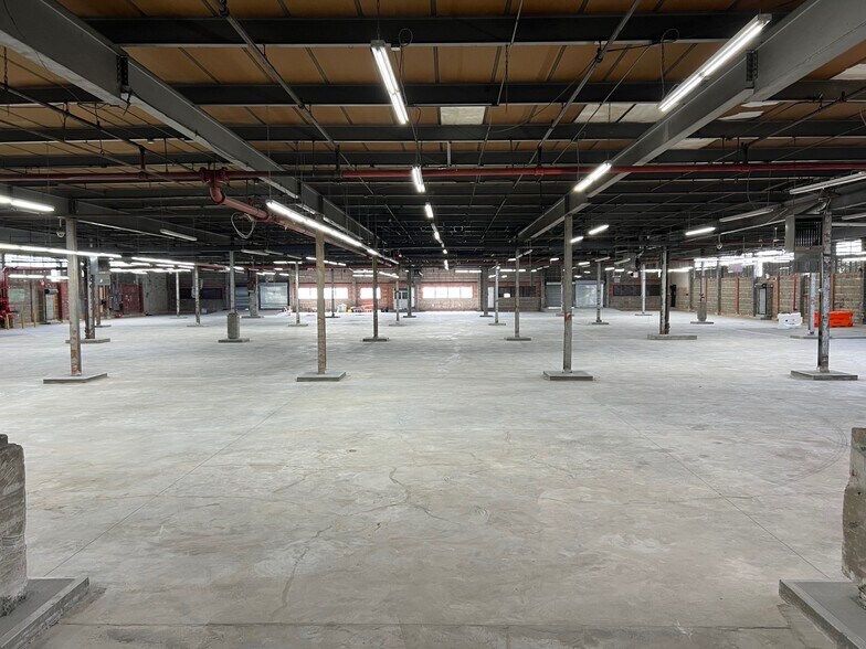 625 Wortman Ave, Brooklyn, NY à louer - Photo du bâtiment - Image 1 de 19