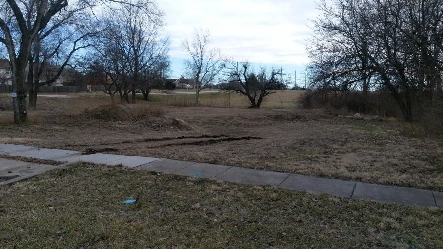 SW K7 Hwy & Harold St, Olathe, KS à vendre - Photo du bâtiment - Image 3 de 5