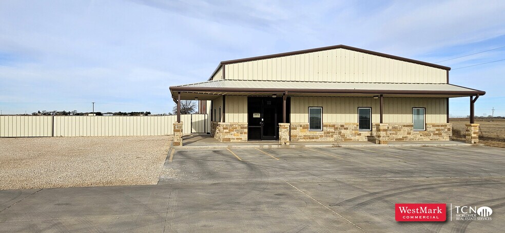 9402 FM 1585, Wolfforth, TX à vendre - Photo du bâtiment - Image 1 de 18