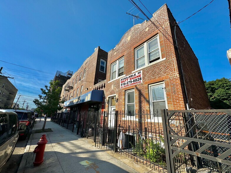 482 Atkins Ave, Brooklyn, NY à vendre - Photo du bâtiment - Image 2 de 11