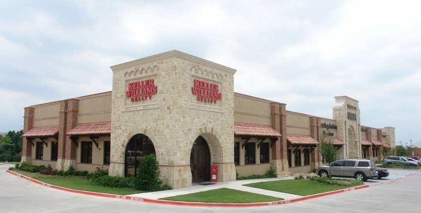 3012 E Hebron Pky, Carrollton, TX à louer Photo principale- Image 1 de 10