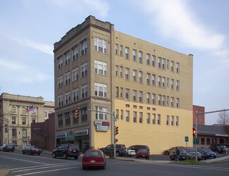 Plus de détails pour 175 State St, Springfield, MA - Bureau à vendre