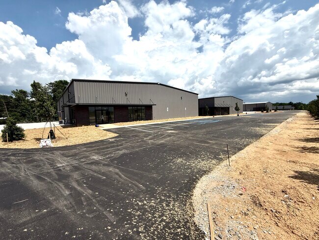 More details for 110 War Birds Blvd, Spartanburg, SC - Industrial for Sale