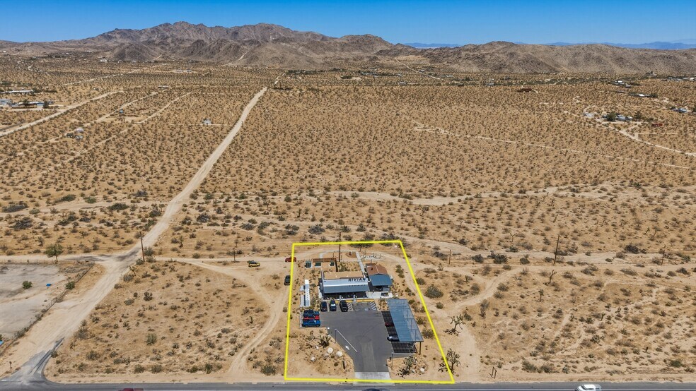 61142 29 Palms Hwy, Joshua Tree, CA à vendre - Photo du bâtiment - Image 3 de 20