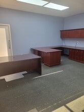 12400-12460 W 62nd Ter, Shawnee, KS à louer Photo intérieure- Image 2 de 12