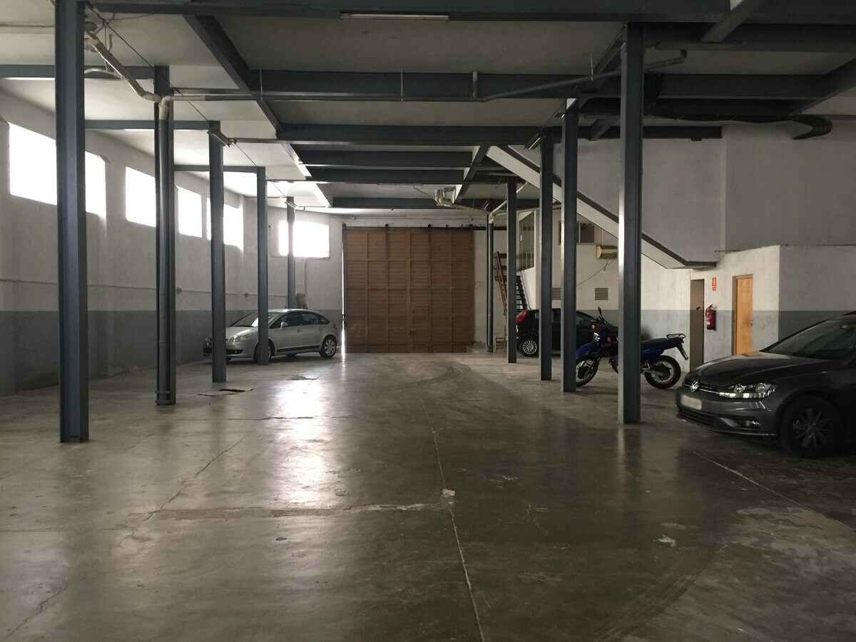 Canet de Mar, BAR 08360 -  -  - Interior Photo - Image 1 of 4