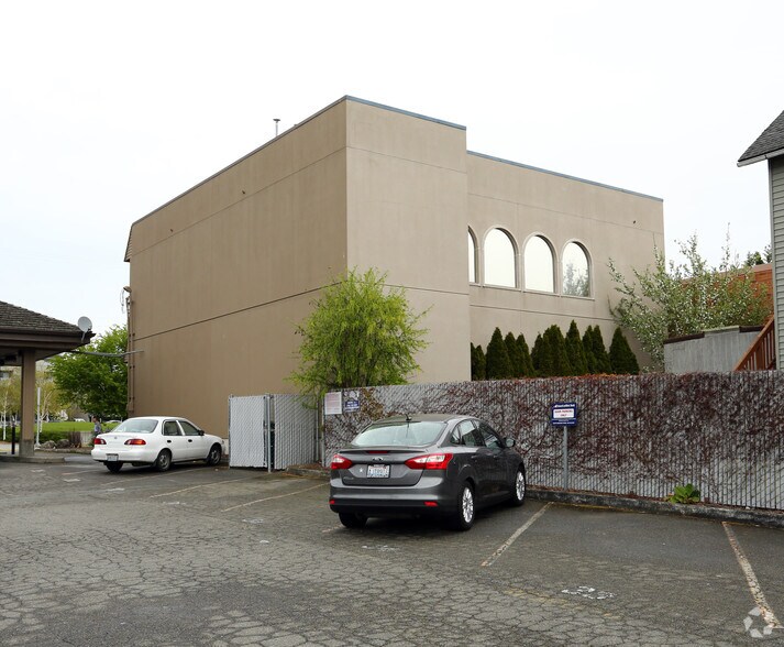 2227 NW 57th St, Seattle, WA à louer - Photo du bâtiment - Image 2 de 3