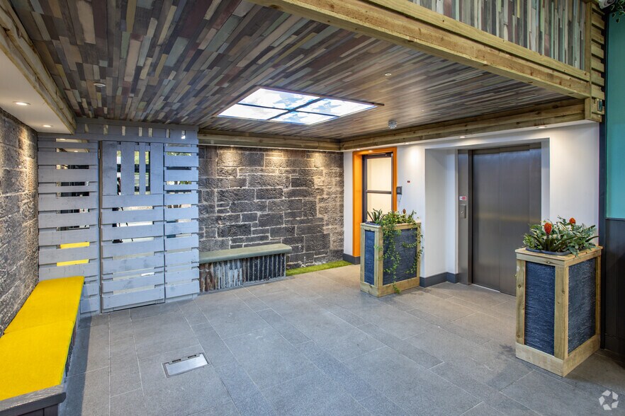 496 Ferry Rd, Edinburgh à vendre - Hall d’entrée - Image 3 de 23