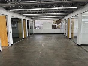 15230 N 75th St, Scottsdale, AZ for lease Interior Photo- Image 1 of 13