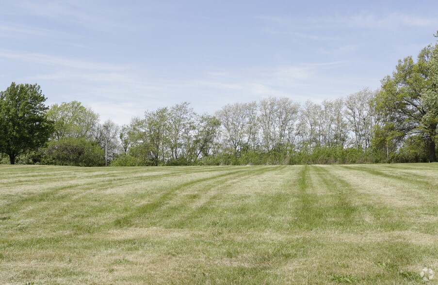 244 NW Executive Way, Lee's Summit, MO for sale - Primary Photo - Image 1 of 5