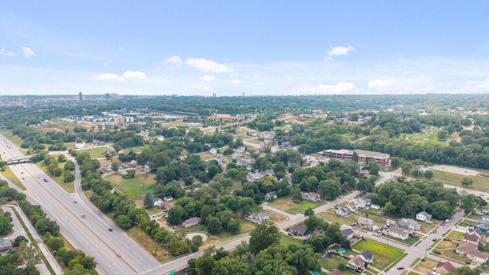 2814 Miami Street, Omaha, NE for sale - Primary Photo - Image 1 of 5