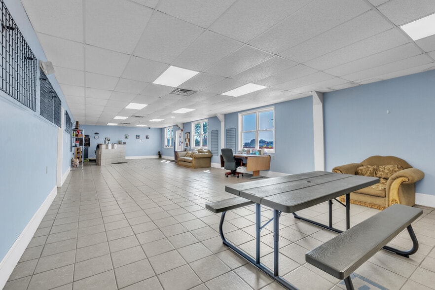 203 Long Plain Rd, Whately, MA for sale - Building Photo - Image 1 of 62