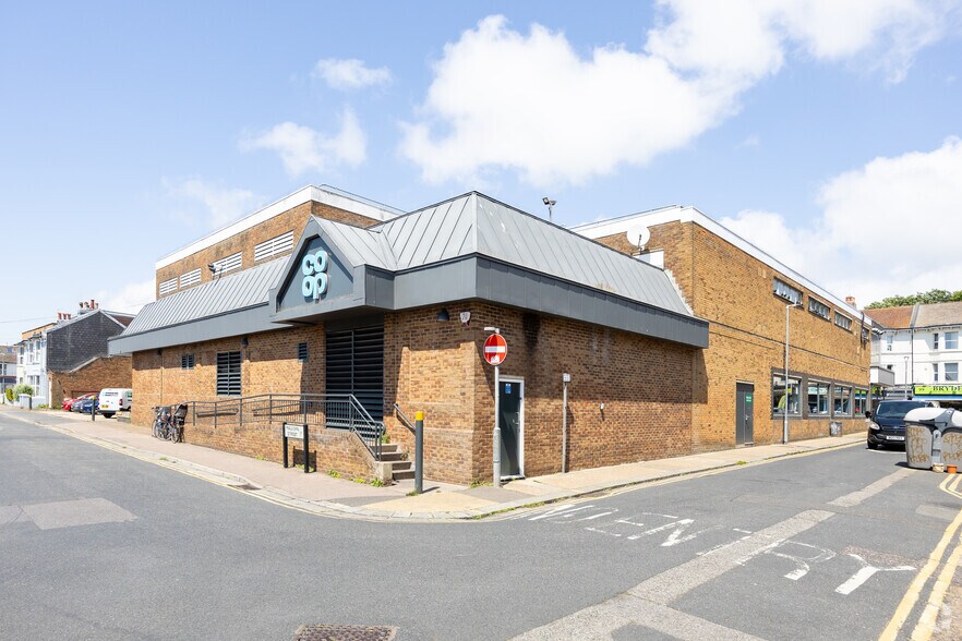76-82 Blatchington Rd, Hove à vendre - Photo du bâtiment - Image 3 de 3