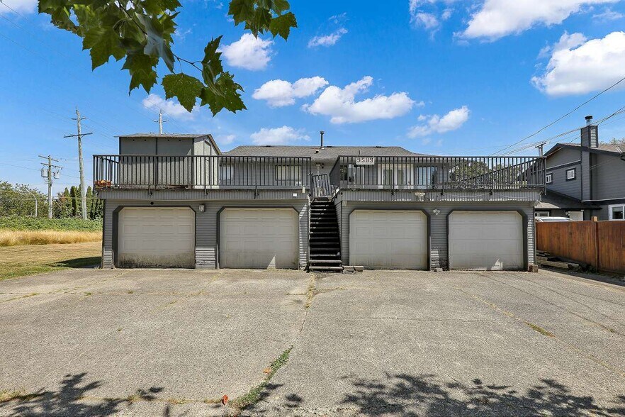 9509 152 St, Surrey, BC à louer - Photo du bâtiment - Image 1 de 44