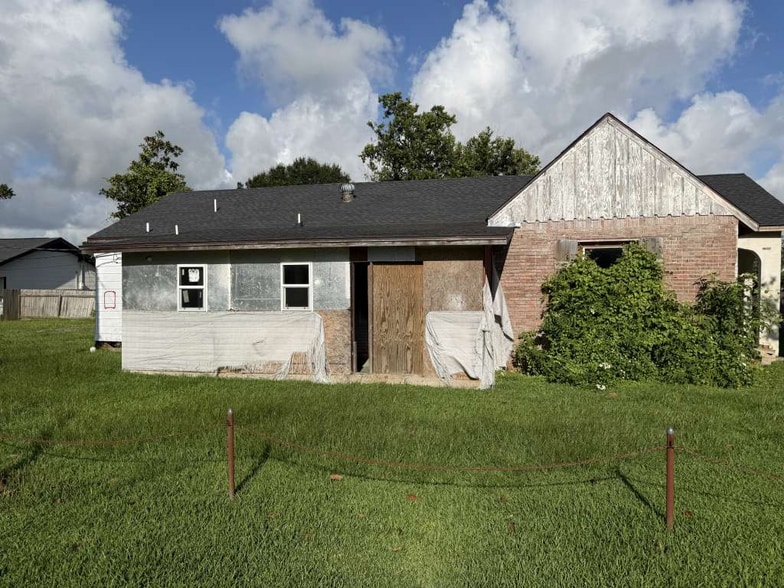 603 Highland Dr, Beaumont, TX for sale - Building Photo - Image 2 of 2