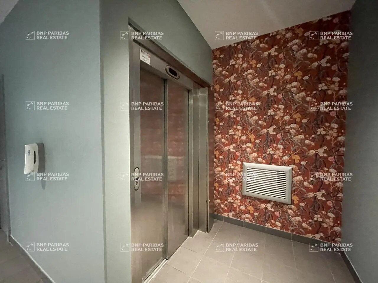 Bureau dans La Chapelle-sur-Erdre à louer Photo du bâtiment- Image 1 de 8