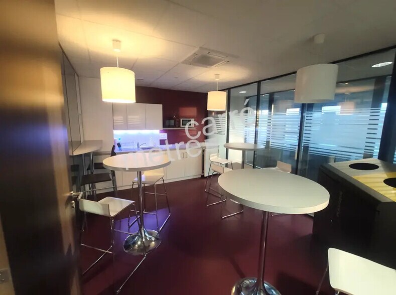 Bureau dans Saint-Herblain à vendre - Photo du bâtiment - Image 3 de 16