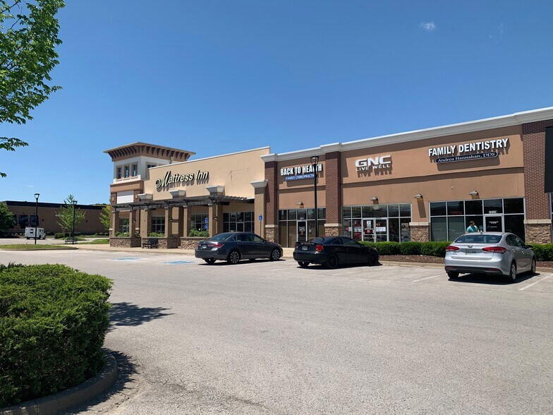 Columbia Pike, Spring Hill, TN à louer - Photo du bâtiment - Image 2 de 2