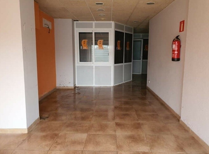 Vilanova del Camí, BAR 08788 - Unit 01 - - Interior Photo - Image 2 of 10