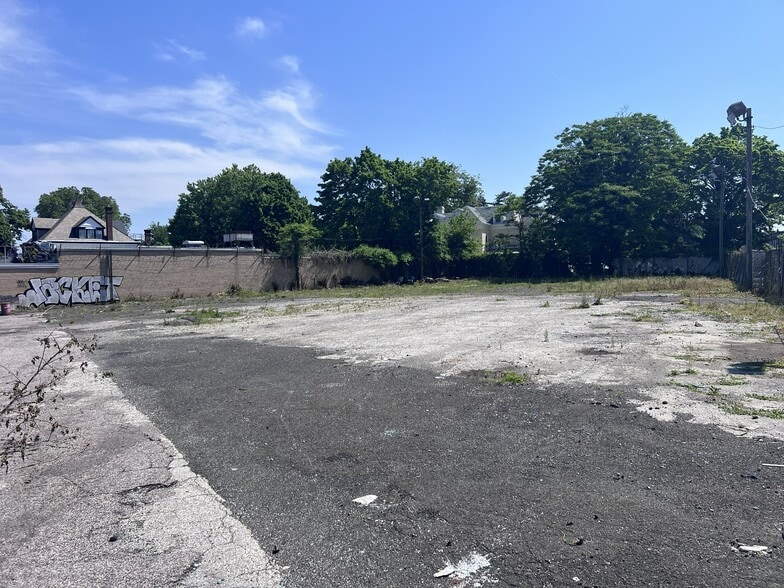 6701 Old York Rd, Philadelphia, PA for lease - Building Photo - Image 2 of 4