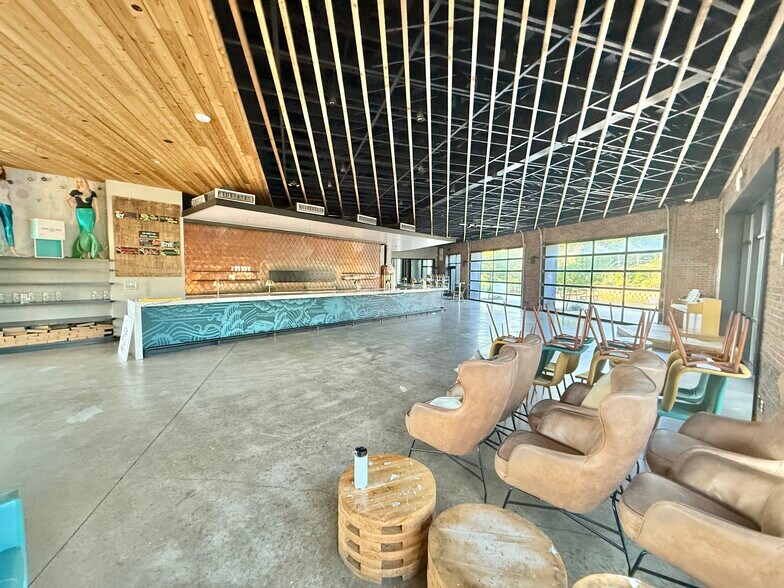 310 S Goliad St, Rockwall, TX à vendre - Photo du bâtiment - Image 3 de 25