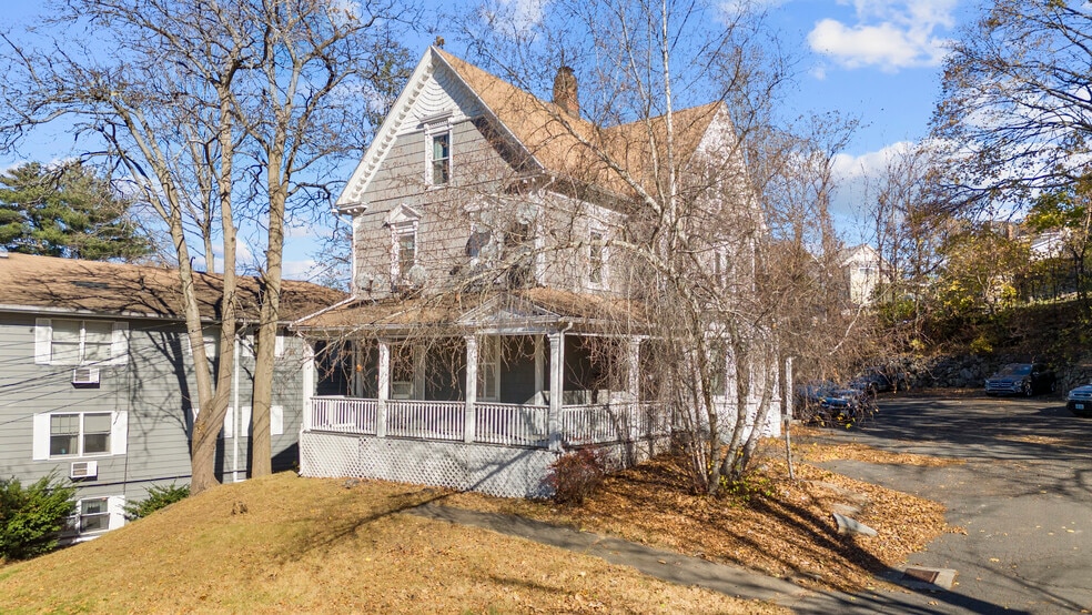 Piedmont & E Main portfolio of 2 properties for sale on LoopNet.ca - Building Photo - Image 2 of 31