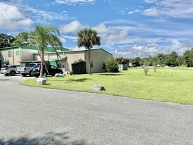 1525 White Dr, Titusville FL - Entrepôt