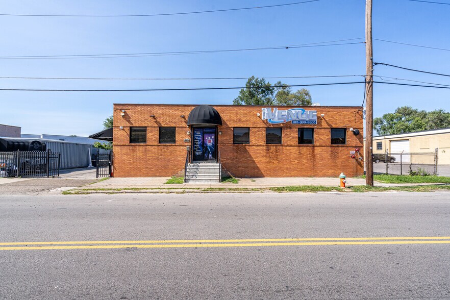 4234-4242 MacAlester Ave, Philadelphia, PA à vendre - Photo du bâtiment - Image 1 de 23