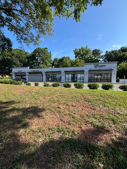 1237 Tyvola Rd, Charlotte, NC for lease - Building Photo - Image 3 of 6