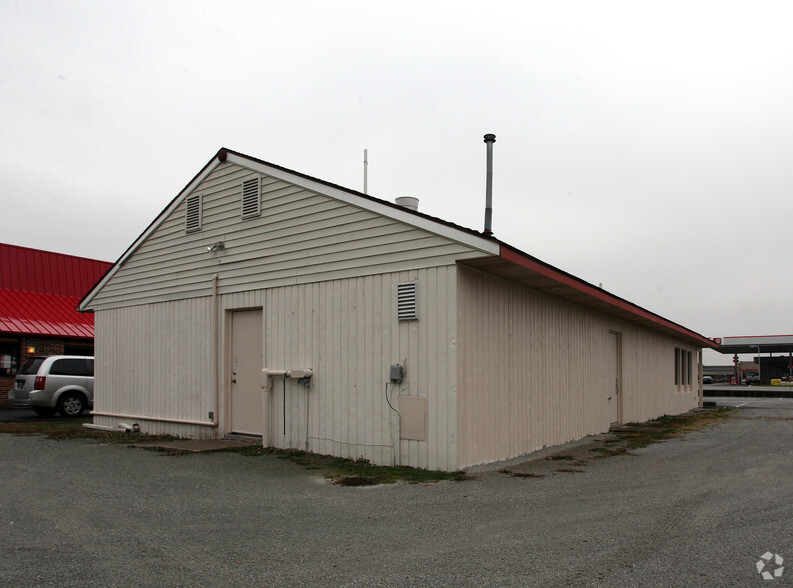 7127 S State Road 67, Pendleton, IN for sale - Building Photo - Image 2 of 2