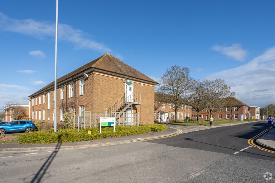 173 Curie Av, Didcot à louer - Photo du bâtiment - Image 3 de 7