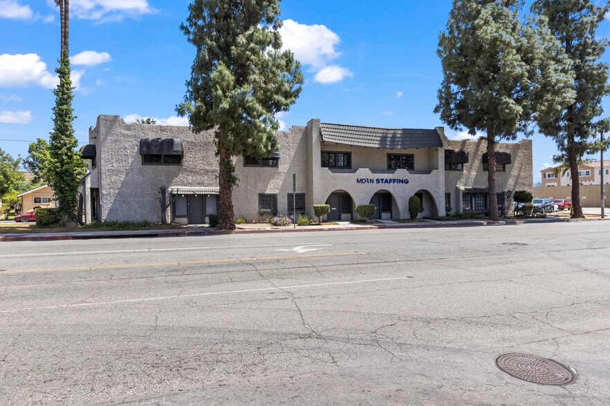 218 Glendora Ave, La Puente, CA for sale - Building Photo - Image 1 of 33