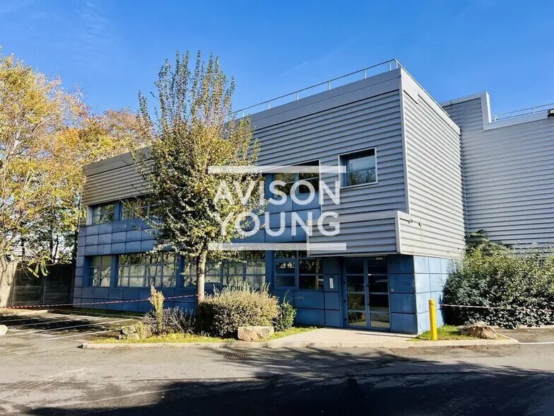 Flex dans La Courneuve à louer - Photo du bâtiment - Image 3 de 7