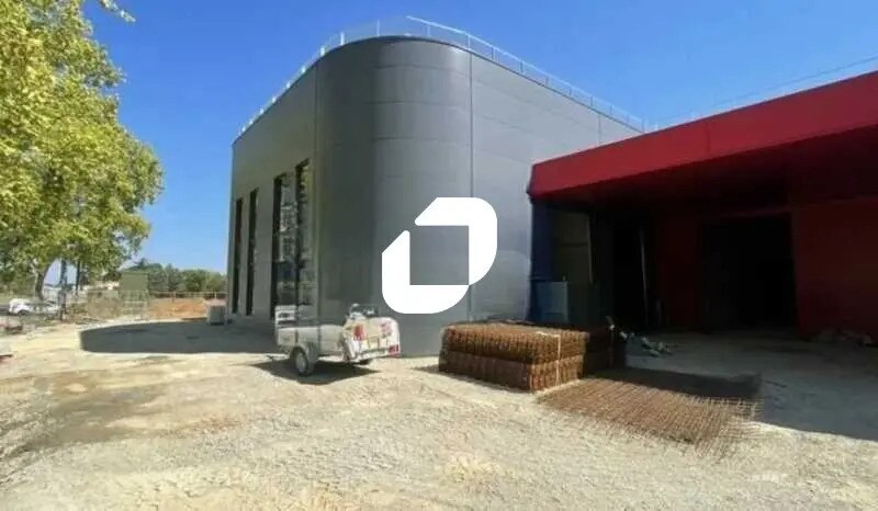 Flex dans Valergues à louer - Photo du bâtiment - Image 3 de 5