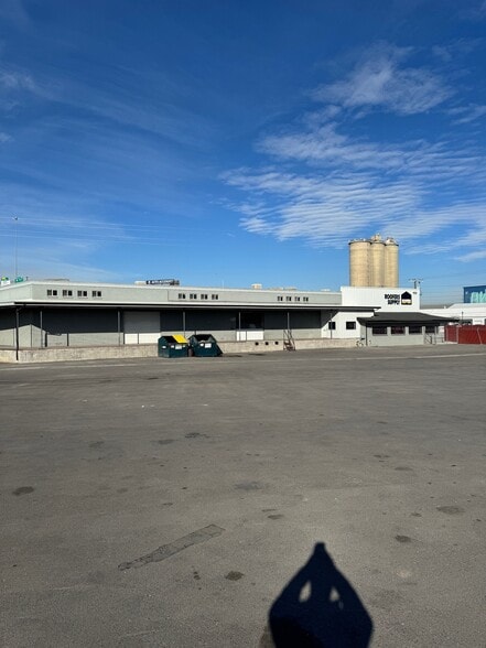 920 S 500 W, Salt Lake City, UT for lease - Building Photo - Image 2 of 11