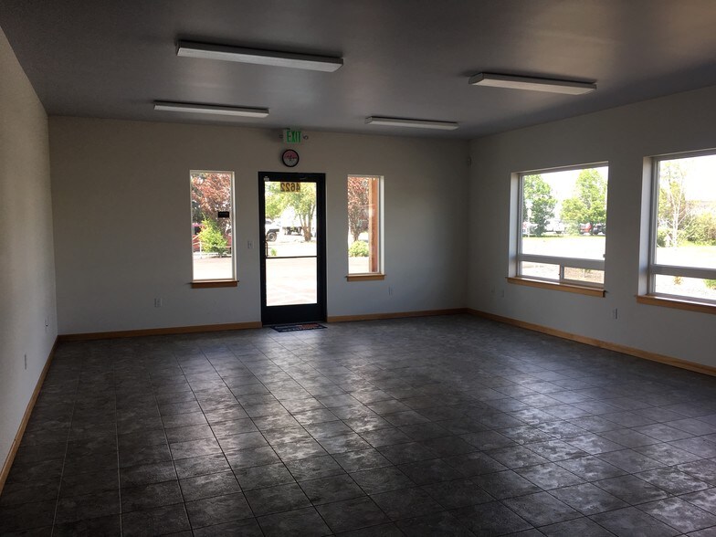 4622 N Rebecca St, Spokane, WA à louer - Photo intérieure - Image 2 de 5