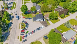 Plus de détails pour 444 Laclie St, Orillia, ON - Vente au détail à vendre