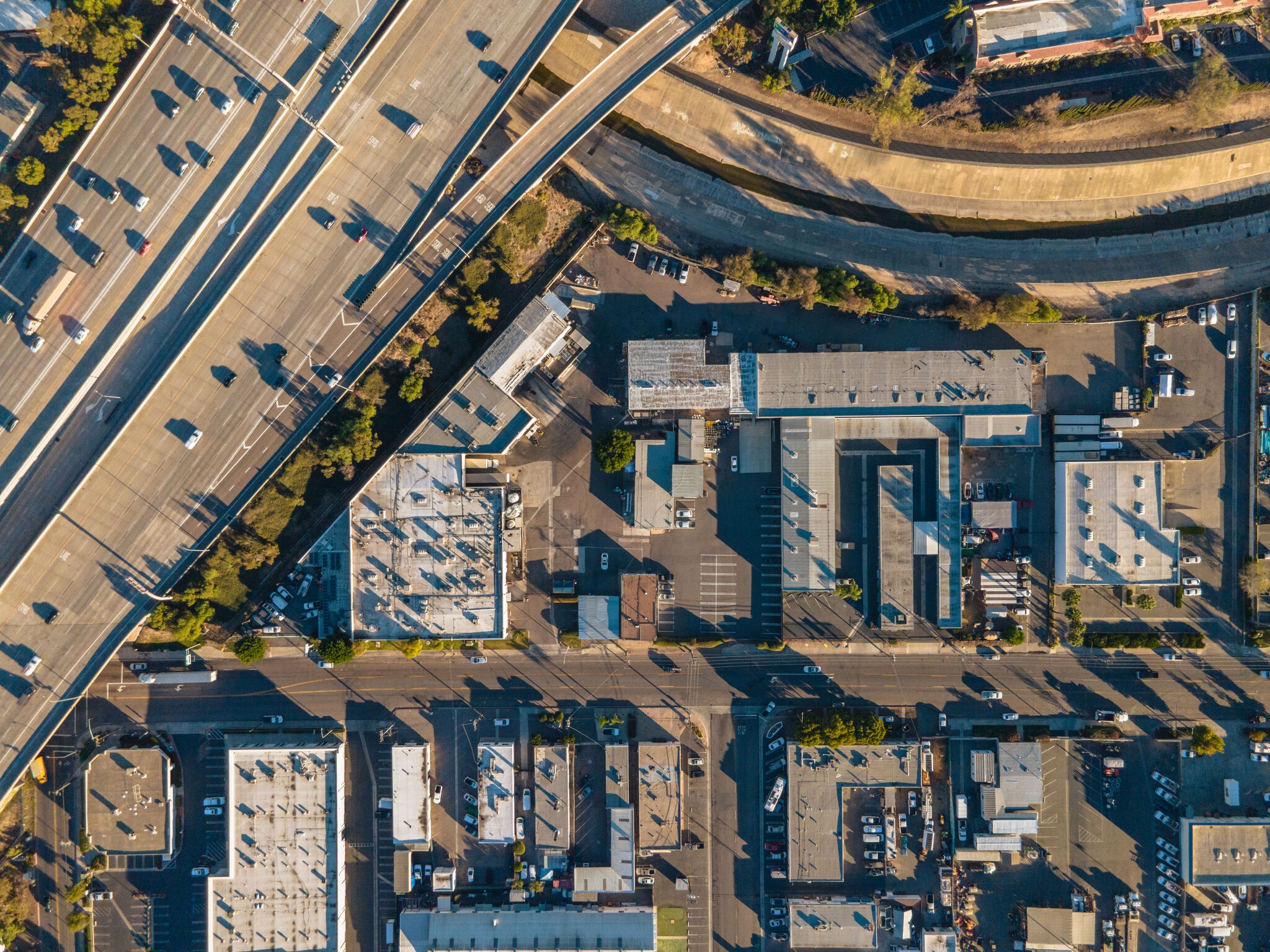 410, 414, & 416 N. Hale Avenue portfolio of 3 properties for sale on LoopNet.ca Building Photo- Image 1 of 8