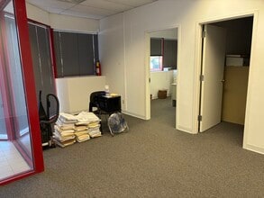 525 SW 5th St, Des Moines, IA à louer Photo intérieure- Image 1 de 3