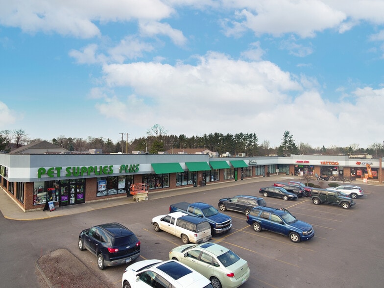 5300-5360 Dixie Hwy, Waterford, MI for lease - Building Photo - Image 3 of 6