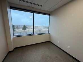 6377 S Revere Pky, Centennial, CO for lease Interior Photo- Image 2 of 2