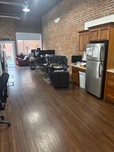 104-106 E Main St, Charlottesville, VA for lease Interior Photo- Image 1 of 8
