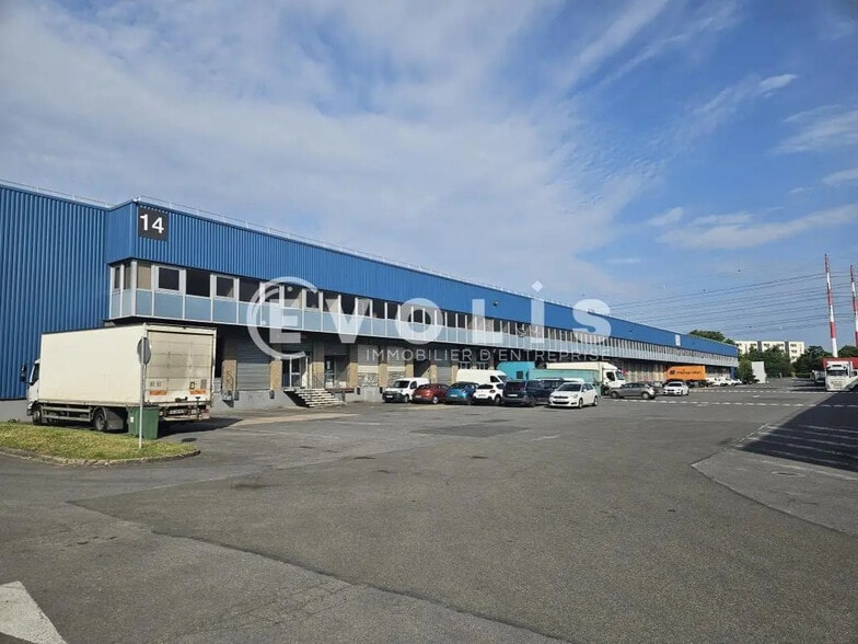 12-14 Avenue Francois Sommer, Antony for lease - Building Photo - Image 1 of 19