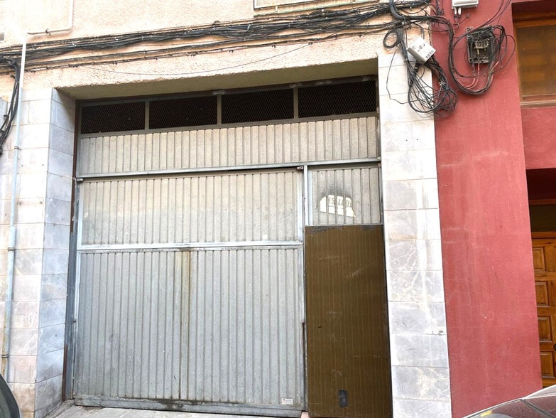Carrer Indivil i Mandoni, Lleida, Lérida for sale - Building Photo - Image 1 of 13