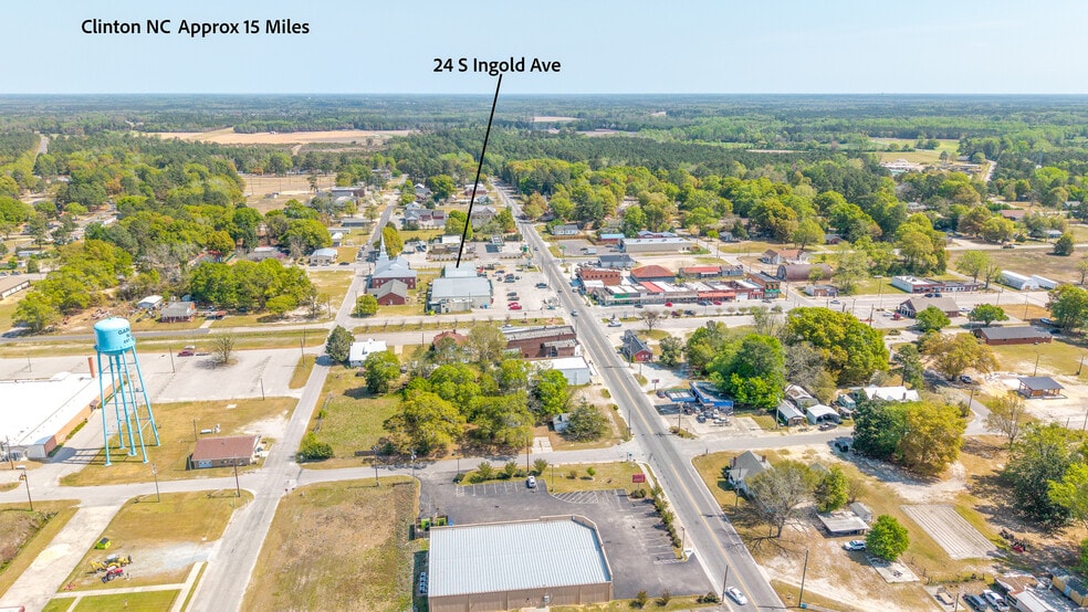24 N Ingold Ave, Garland, NC à vendre - Photo du bâtiment - Image 3 de 23