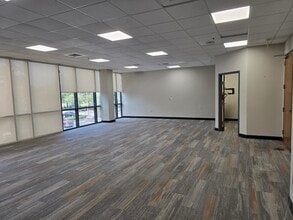 35095 US Hwy 19, Palm Harbor, FL for lease Interior Photo- Image 1 of 3