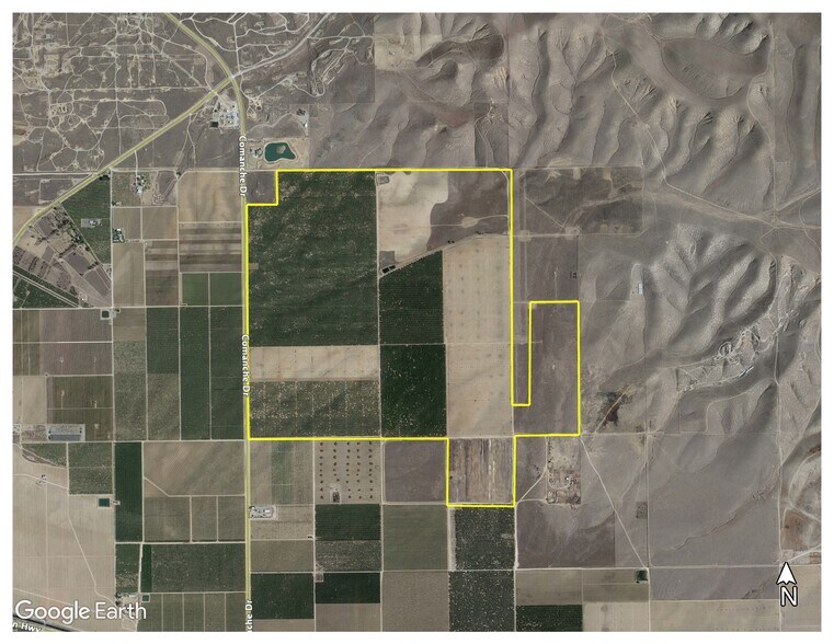 730.80 +/- Acres of Open Farmland, Edison, CA à vendre - Photo du bâtiment - Image 1 de 1