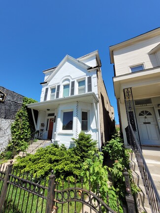 Plus de détails pour 1915 Asbury Ave, Evanston, IL - Multi-résidentiel à vendre